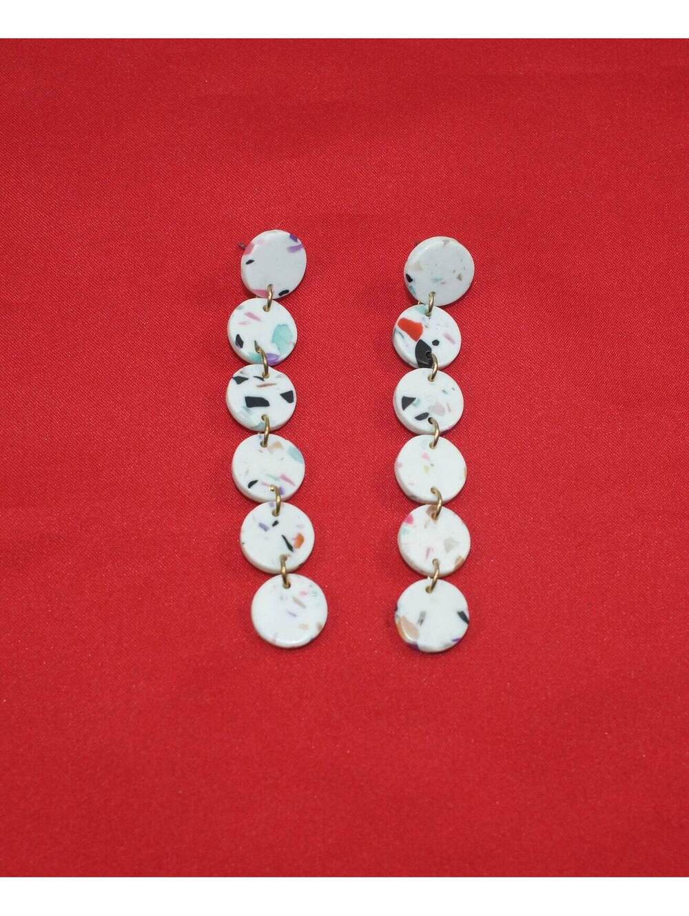 Vintage Speckled Confetti White Plastic and Gold Tone Dangle Earrings.